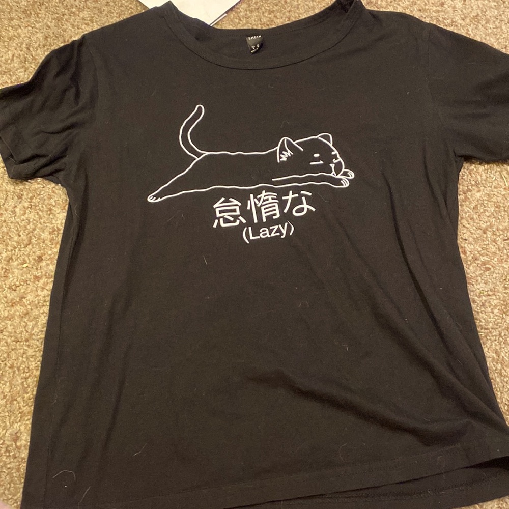 Black shirt with cat and word lazy in two languages, size M